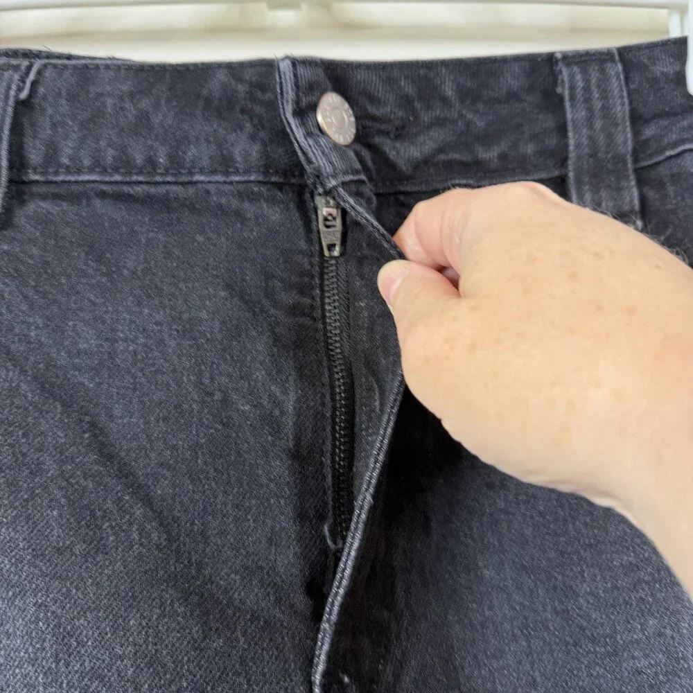 BDG Men's Black Y2K Style Wide Leg Shorts Loose‎ Fit Jean Shorts Size 34 - Picture 3 of 6